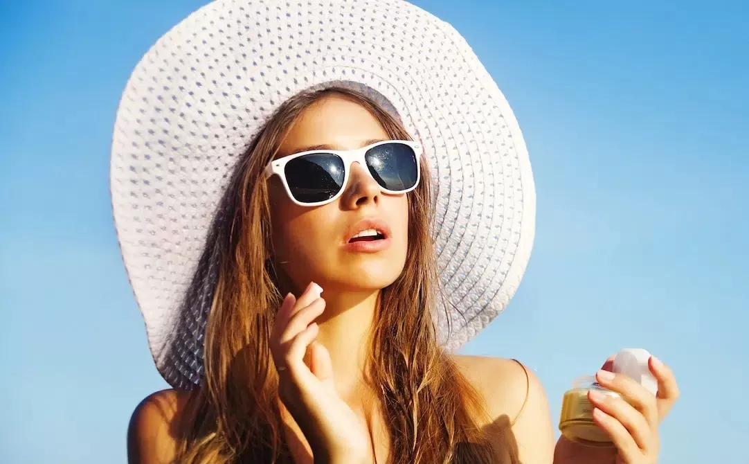 10 Natural Methods to Protect Your Skin from the Sun